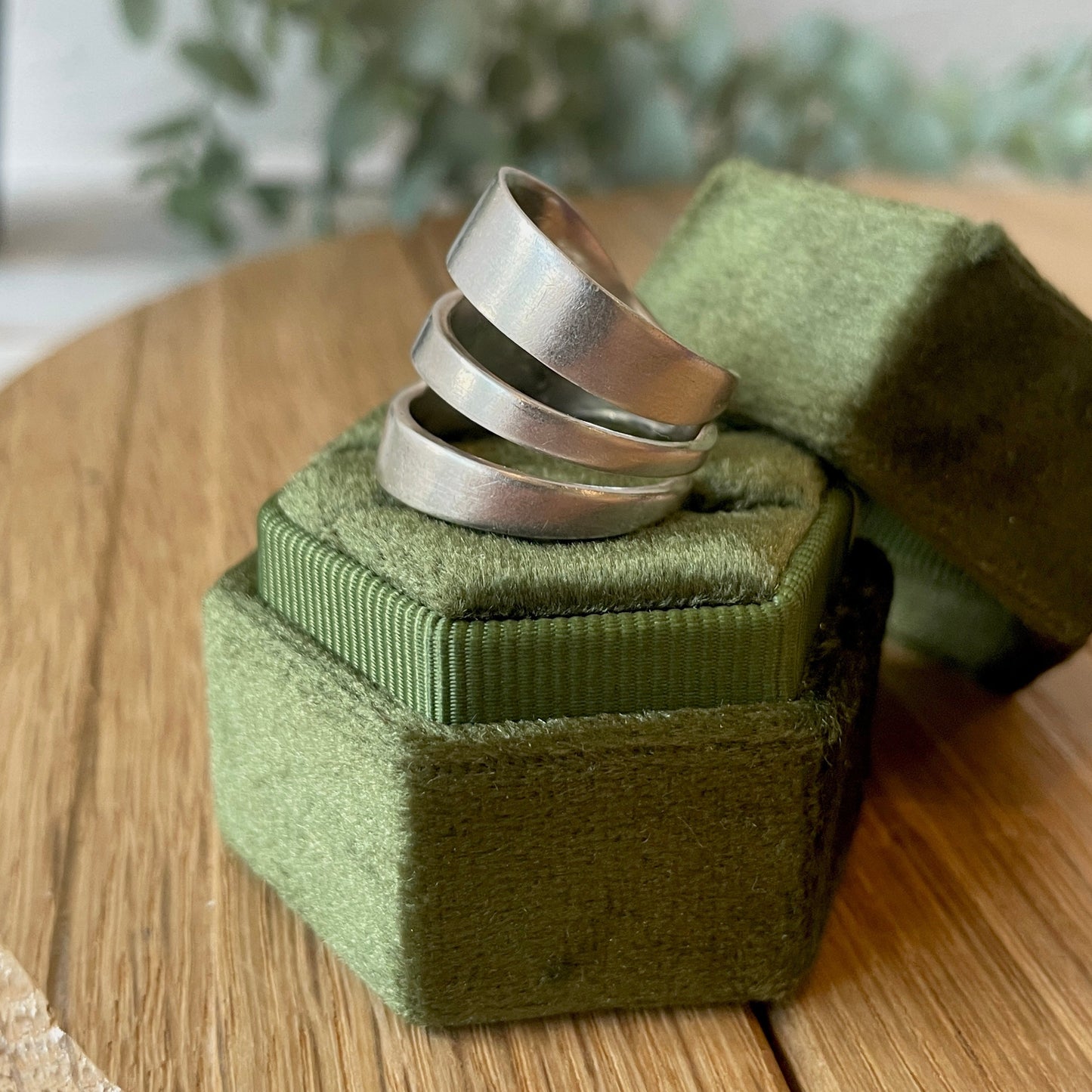 Size 7 Silver Plated Ring