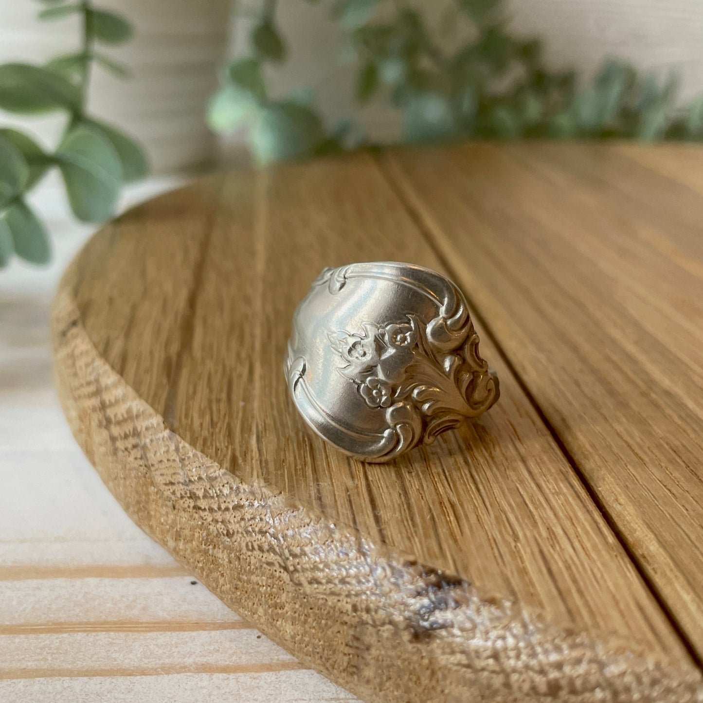 Size 8 Silver Plated Ring